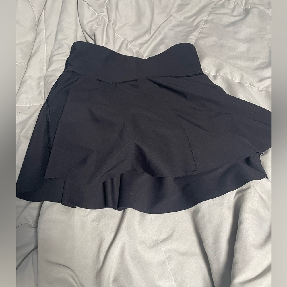 black cute skirt!!!